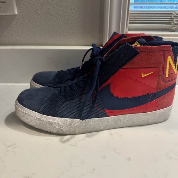 Nike SB Zoom Blazer Mid Premium Deconstructed - Barcelona Size 12 EUC - Picture 3 of 13